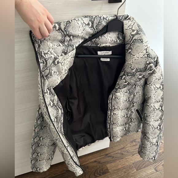 NOIZE new vegan leather puffer jacket size M - Picture 3 of 7